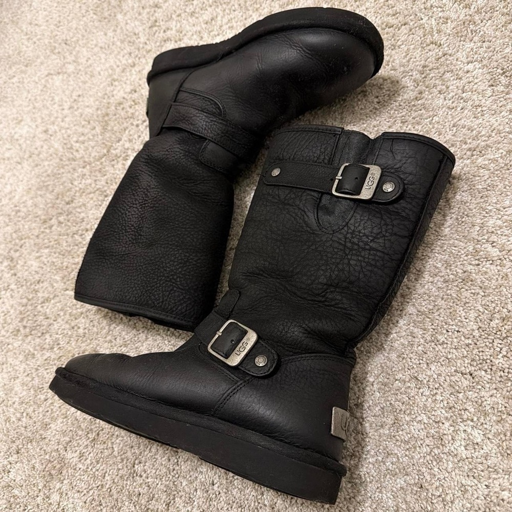 UGG Kensington Leather Boots | Black | Size 7